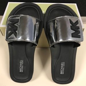 MICHAEL Michael kore girl Sandals